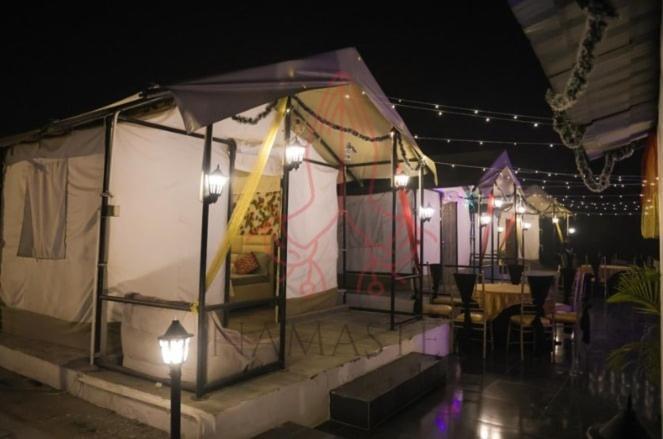 Luxury Farmhouse In Chhatarpur With Pool Nueva Delhi Exterior foto
